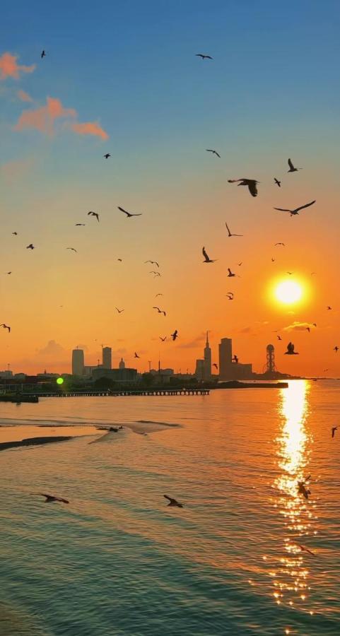 Orbi City In バトゥーミ エクステリア 写真